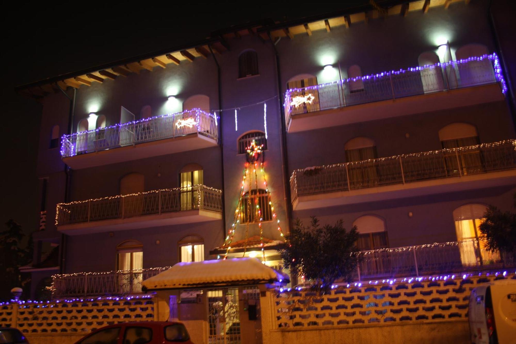 Hotel Gf Cesano Boscone Exterior photo