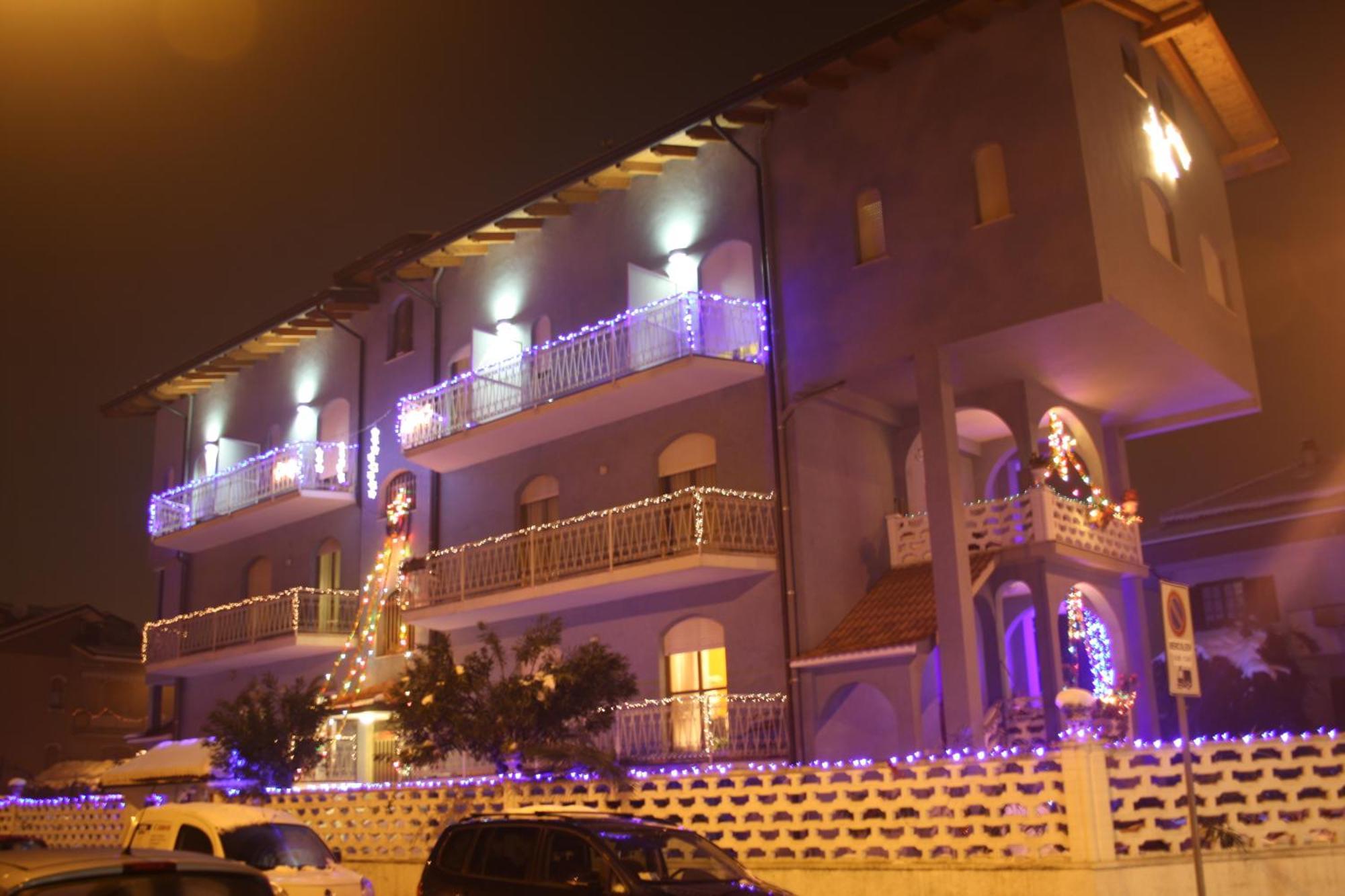 Hotel Gf Cesano Boscone Exterior photo