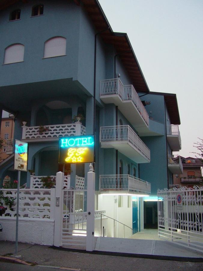 Hotel Gf Cesano Boscone Exterior photo