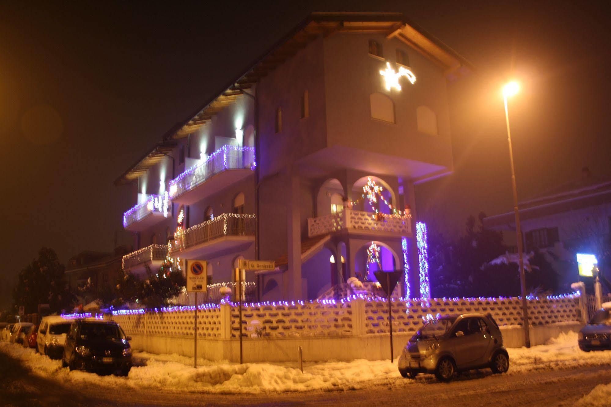 Hotel Gf Cesano Boscone Exterior photo